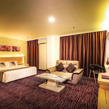 Rhr Hotel Kajang Zewnętrze zdjęcie