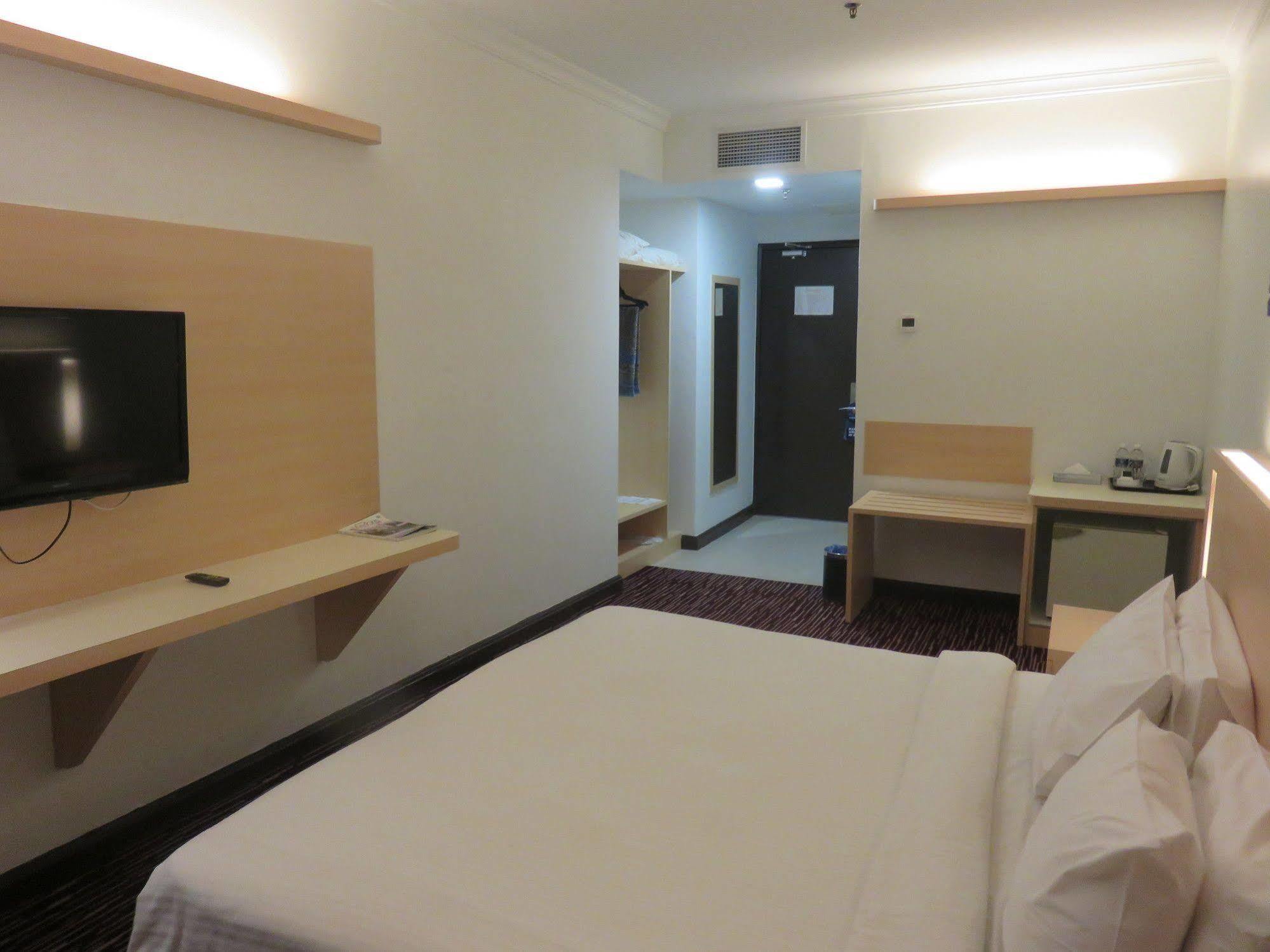 Rhr Hotel Kajang Zewnętrze zdjęcie